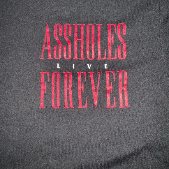 Men’s Assholes Live Forever Shirt size M - Picture 2 of 5